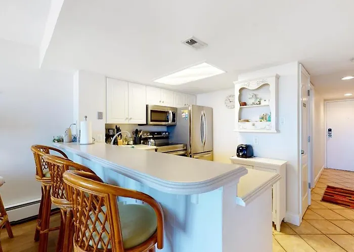 Holiday home Bright With Great Location Balcony Pools Tennis & Game *