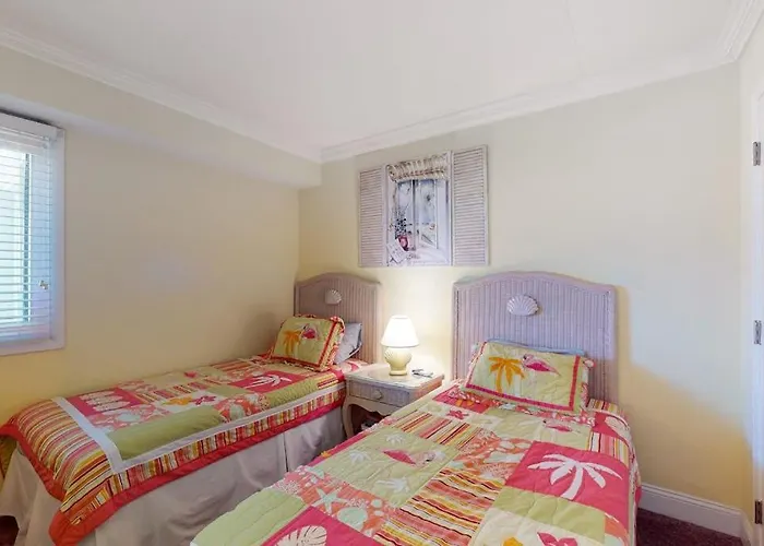 Bright With Great Location Balcony Pools Tennis & Game *