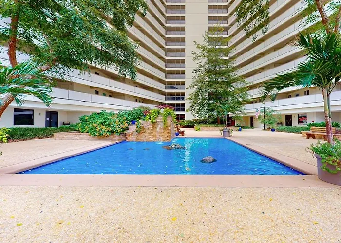 Bright With Great Location Balcony Pools Tennis & Game *